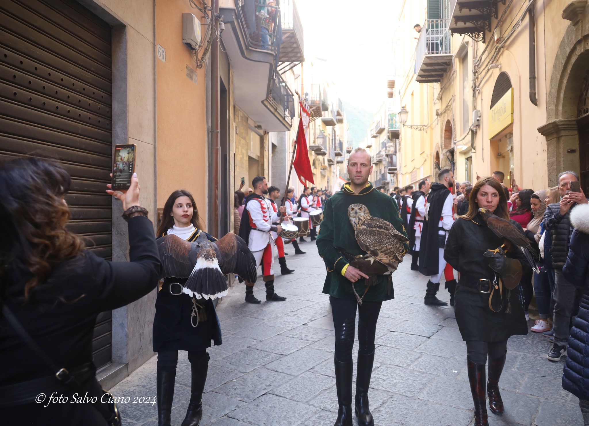 Sbandieratori Earth Day Cefalu